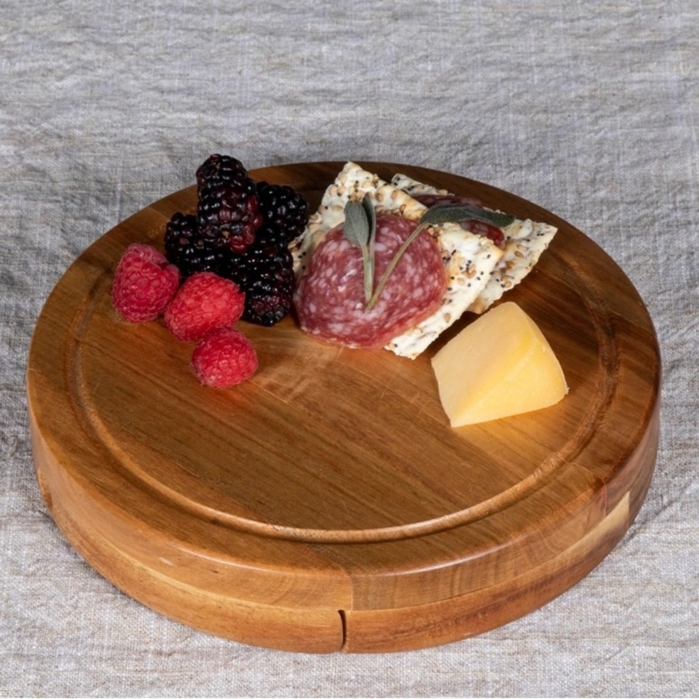 Acacia Brie Cheese Cutting Board & Tools
Set Still In Box